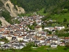 La parte centrale del paese di Lozzo di Cadore ripresa da Lorenzago.