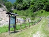 Il percorso si snoda parallelo al corso del torrente Rio Rin, la cui acqua alimentava