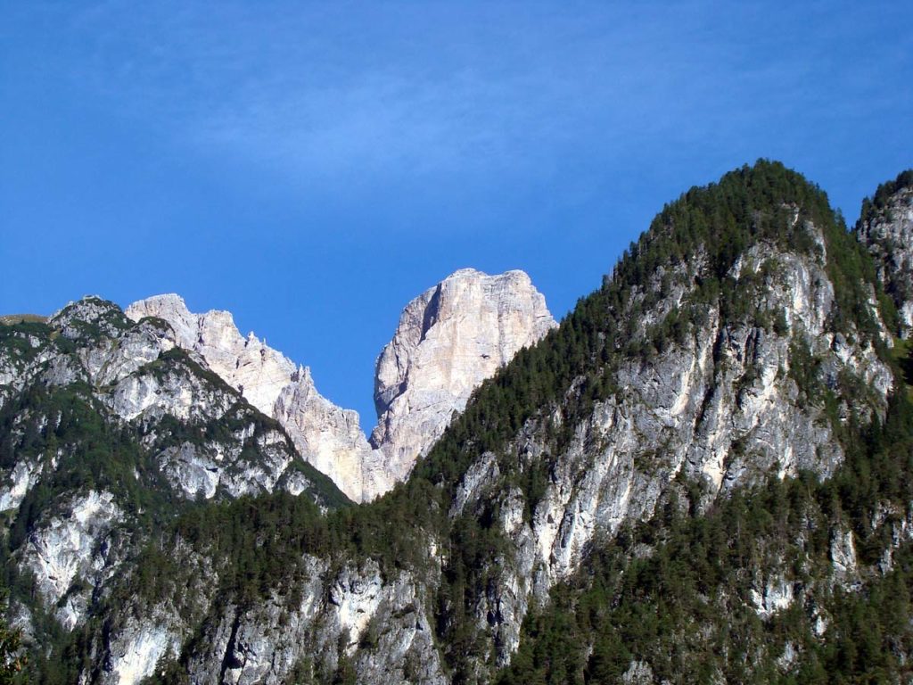 Punta de l’Agnel e Cima d’Auronzo della Croda dei Toni