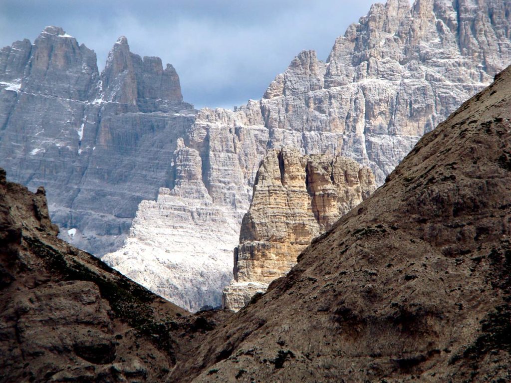 Torre Toblin, Cima Undici e Croda Rossa di Sesto dalle postazioni di guerra nei pressi del Teston del M. Rudo