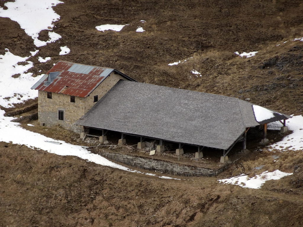 Casera delle Fede a Doana dal Col Rosolo